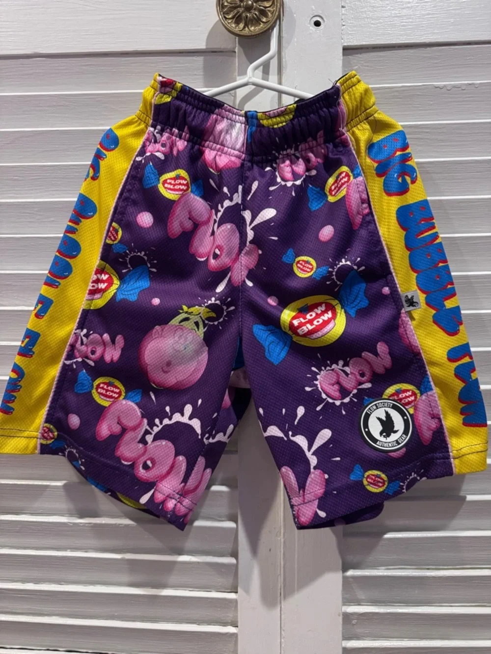Flow Society Boys Graphic Shorts Colorful Candy Print YXS Streetwear - Picture 1 of 5